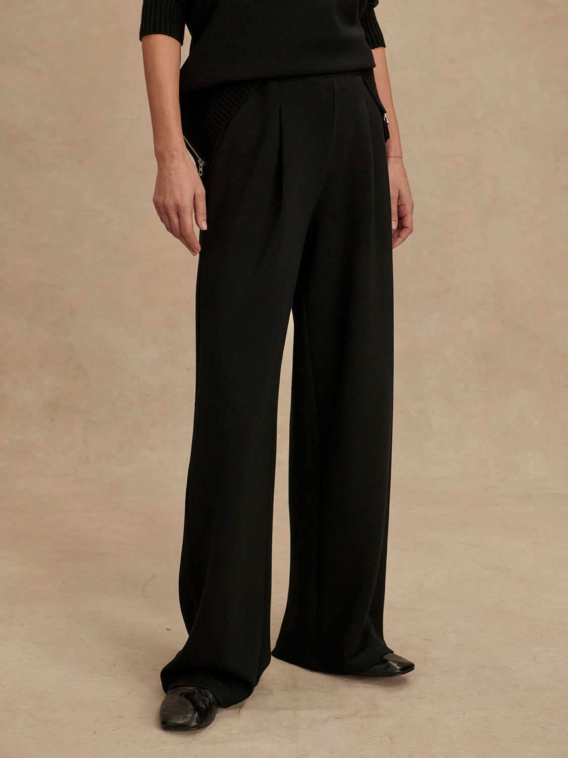 Varley Black Double Soft  Extra Wide Pant